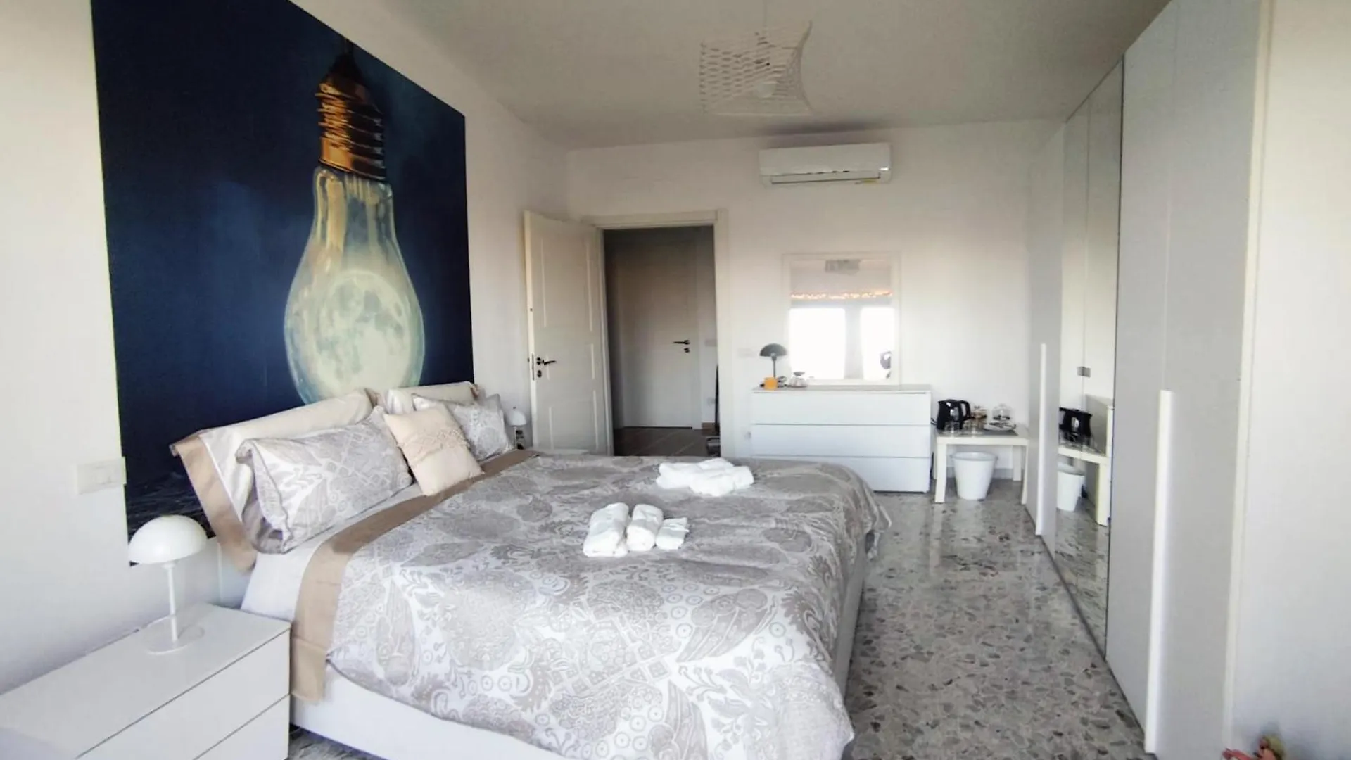 Akinita Guest House Rome